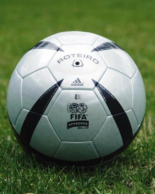 雷速体育app二维码